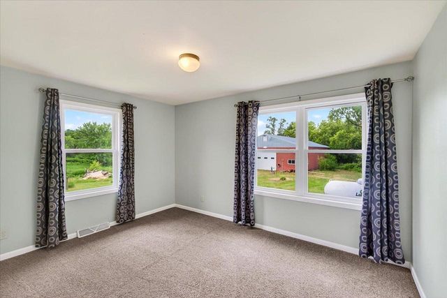 1397 Sayles Trail, Belleville, WI 53508