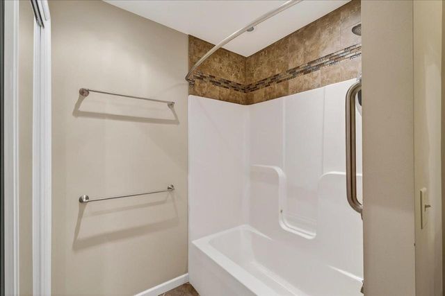 1397 Sayles Trail, Belleville, WI 53508