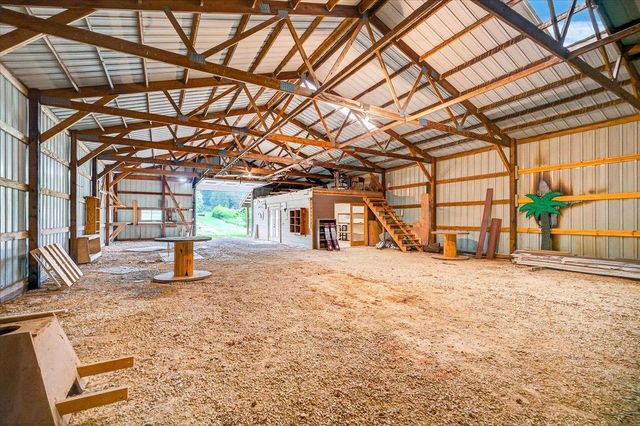 1397 Sayles Trail, Belleville, WI 53508