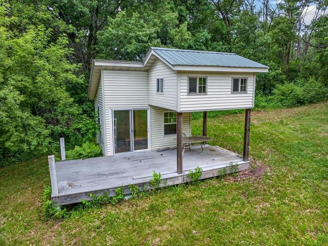 1397 Sayles Trail, Belleville, WI 53508