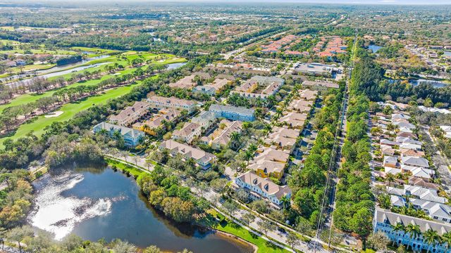 118 BLACK IRONWOOD Road 105, Jupiter, FL 33458