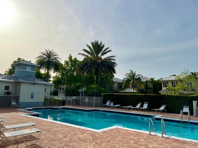 118 BLACK IRONWOOD Road 105, Jupiter, FL 33458