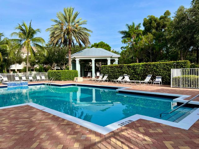 118 BLACK IRONWOOD Road 105, Jupiter, FL 33458
