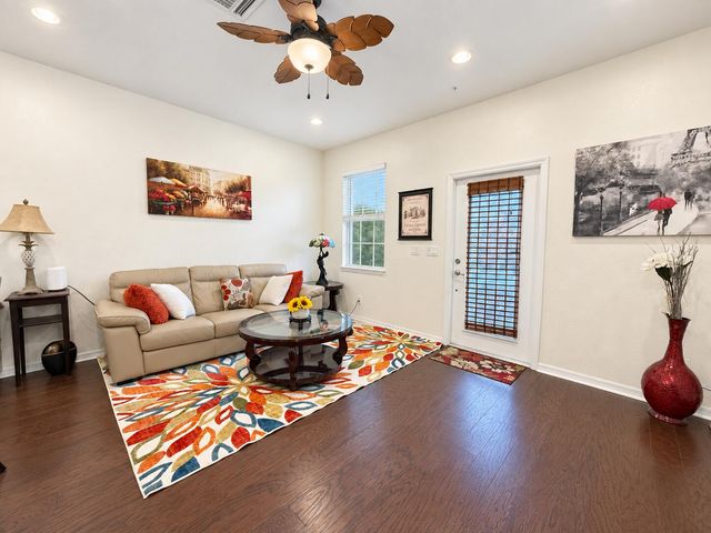 118 BLACK IRONWOOD Road 105, Jupiter, FL 33458