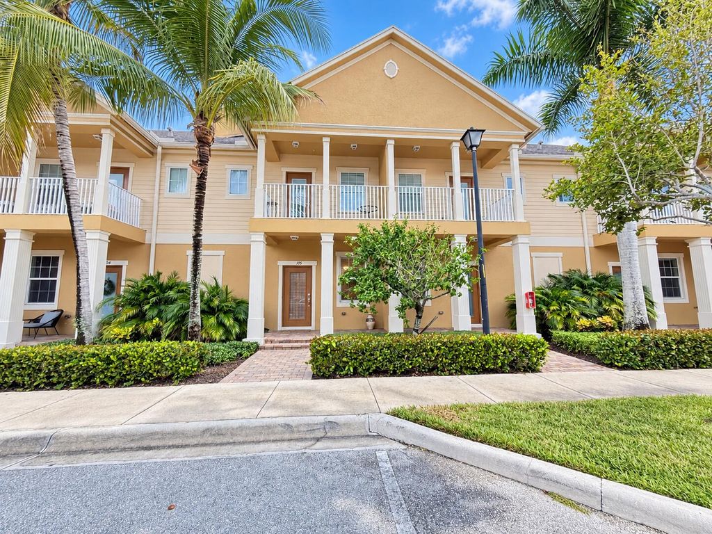 118 BLACK IRONWOOD Road 105, Jupiter, FL 33458