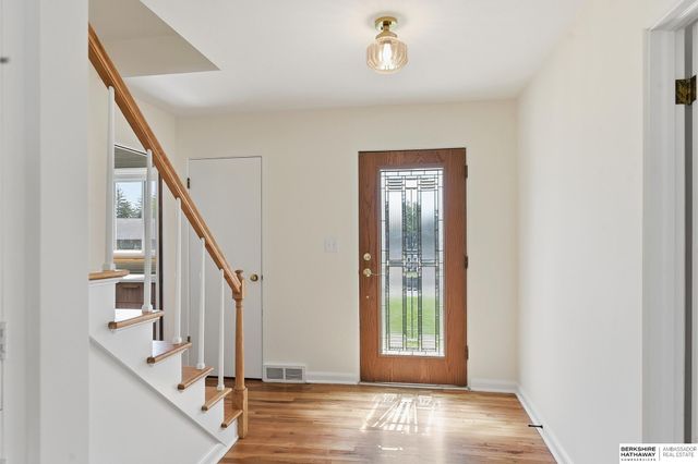 1116 Loveland Drive, Omaha, NE 68124