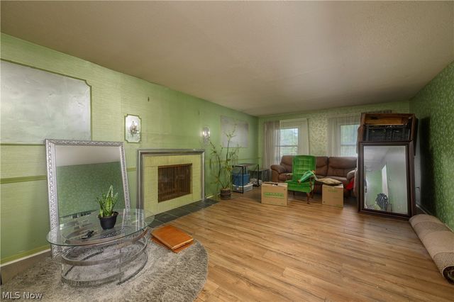 1720 Chittenden Circle NE, Massillon, OH 44646