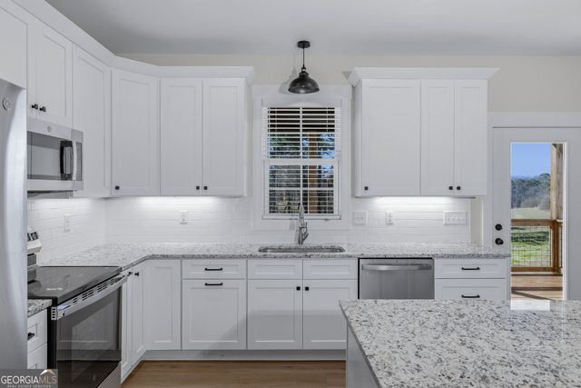 240 Carl Loudermilk Road, Mount Airy, GA 30563