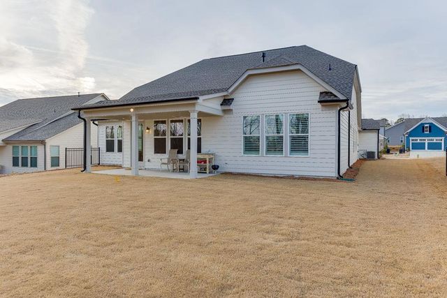 295 Conway Trail, Hoschton, GA 30548