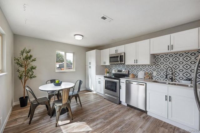 1917 Kingston Street, Aurora, CO 80010