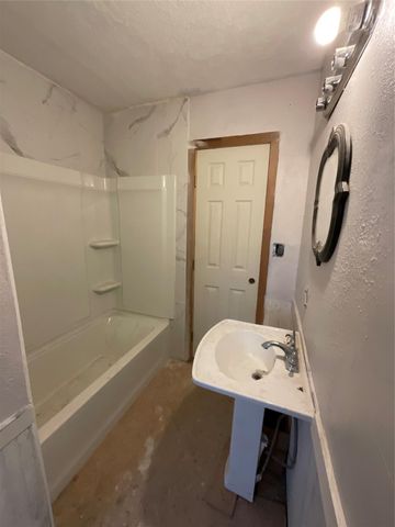 624 Rosedale Street, La Marque, TX 77568