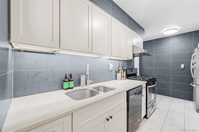 142-15 26th Avenue 4H, Flushing, NY 11354