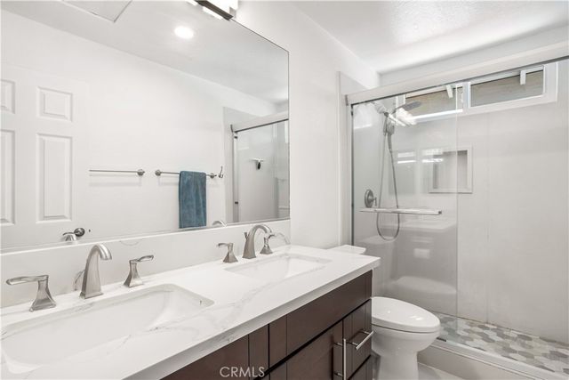 282 Port Royal, Riverside, CA 92506