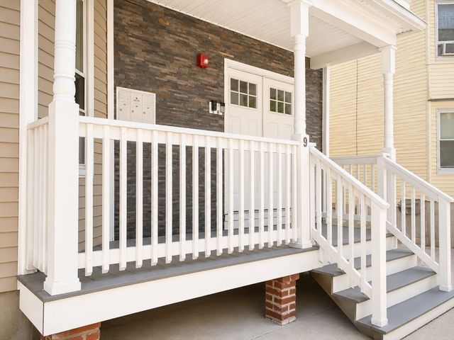9 Woodward Park St 1, Boston, MA 02125