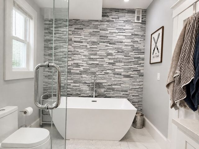 9 Woodward Park St 1, Boston, MA 02125