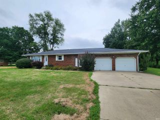 8377 Oak Grove Road, Newburgh, IN 47630