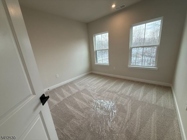 4 Lafayette Ln, Montville Twp., NJ 07082