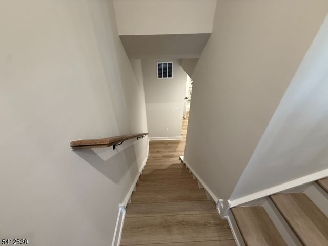 4 Lafayette Ln, Montville Twp., NJ 07082