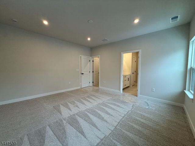 4 Lafayette Ln, Montville Twp., NJ 07082