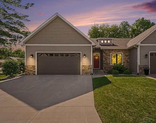 5409 Greenridge Drive, Midland, MI 48640