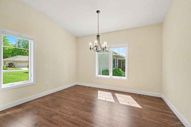 5409 Greenridge Drive, Midland, MI 48640