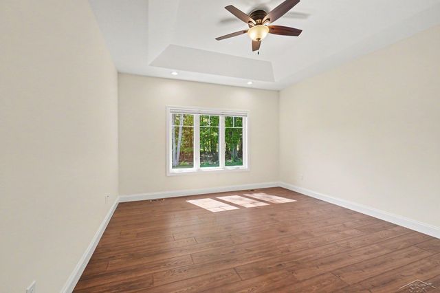 5409 Greenridge Drive, Midland, MI 48640