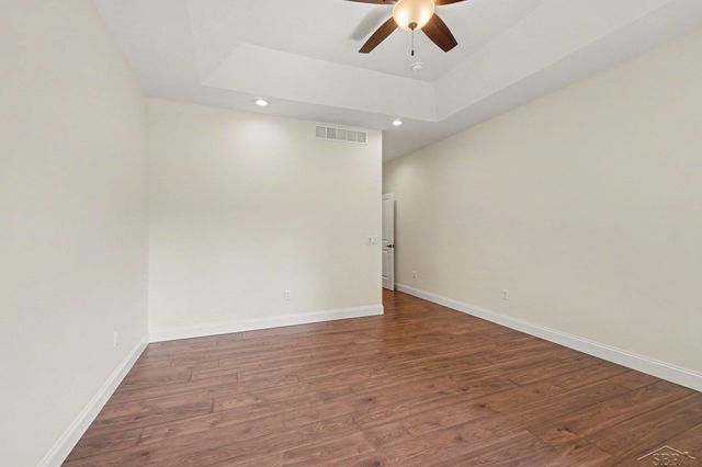 5409 Greenridge Drive, Midland, MI 48640