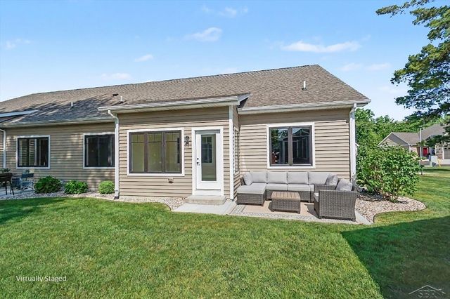 5409 Greenridge Drive, Midland, MI 48640