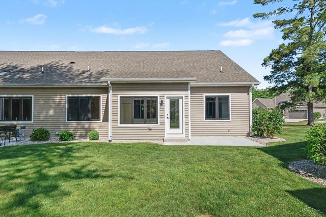5409 Greenridge Drive, Midland, MI 48640