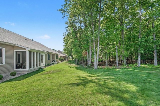 5409 Greenridge Drive, Midland, MI 48640
