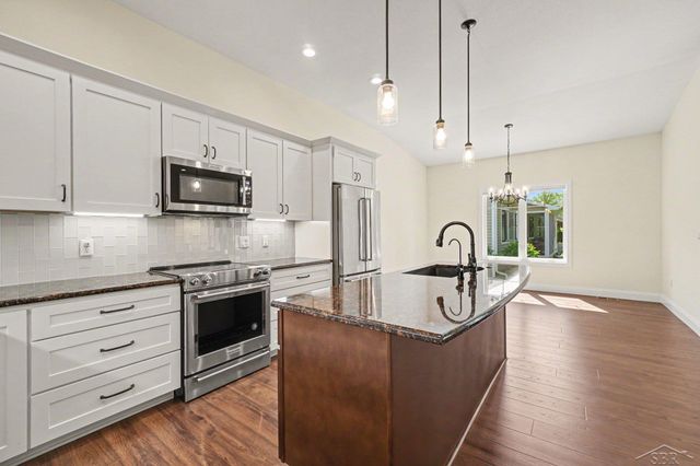 5409 Greenridge Drive, Midland, MI 48640