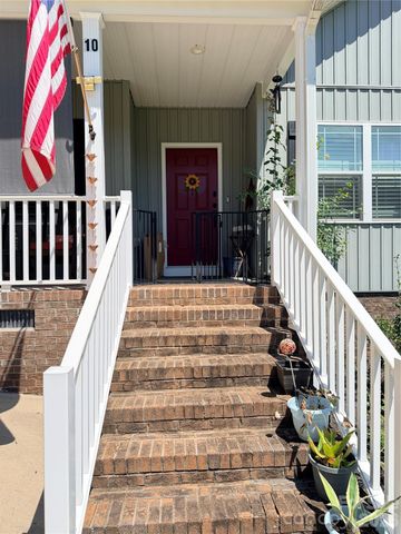 10 Mooney Drive, Taylorsville, NC 28681