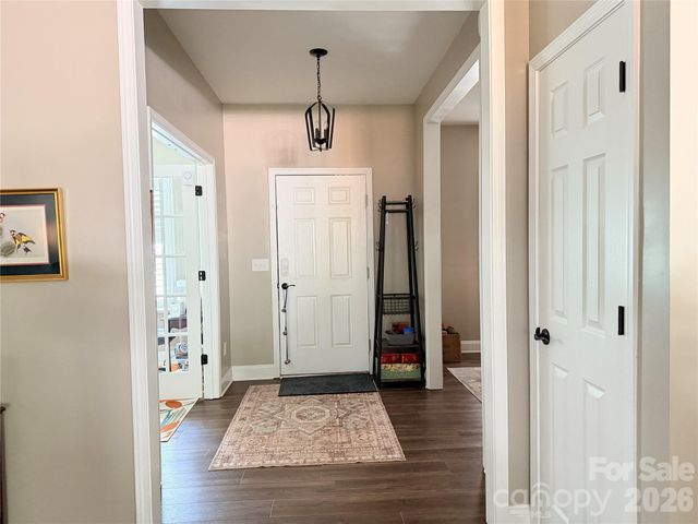 10 Mooney Drive, Taylorsville, NC 28681