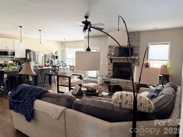 10 Mooney Drive, Taylorsville, NC 28681