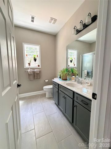 10 Mooney Drive, Taylorsville, NC 28681