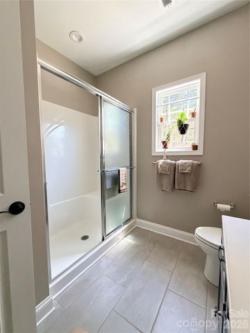 10 Mooney Drive, Taylorsville, NC 28681