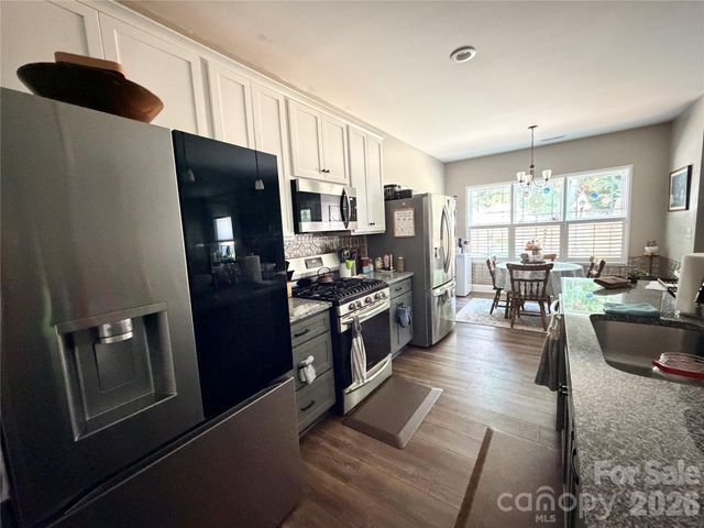 10 Mooney Drive, Taylorsville, NC 28681