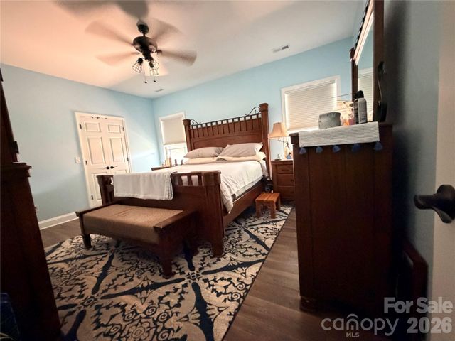 10 Mooney Drive, Taylorsville, NC 28681