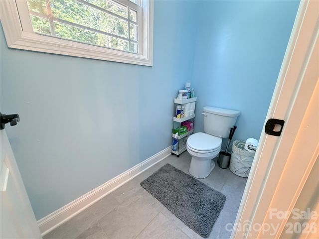 10 Mooney Drive, Taylorsville, NC 28681