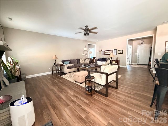 10 Mooney Drive, Taylorsville, NC 28681