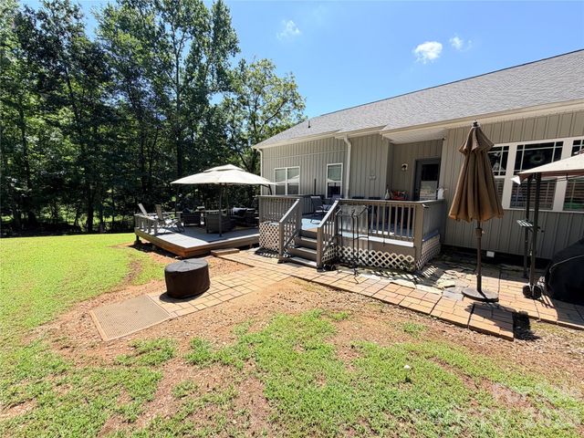 10 Mooney Drive, Taylorsville, NC 28681