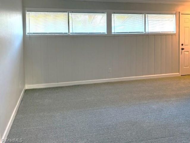 1301 Summit Avenue, Greensboro, NC 27405