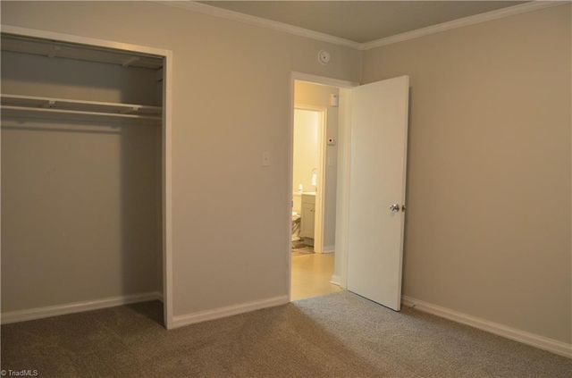 1301 Summit Avenue, Greensboro, NC 27405