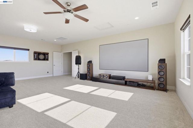 2394 Bharvani Ave, Manteca, CA 95337