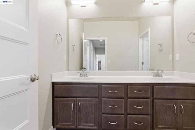 2394 Bharvani Ave, Manteca, CA 95337