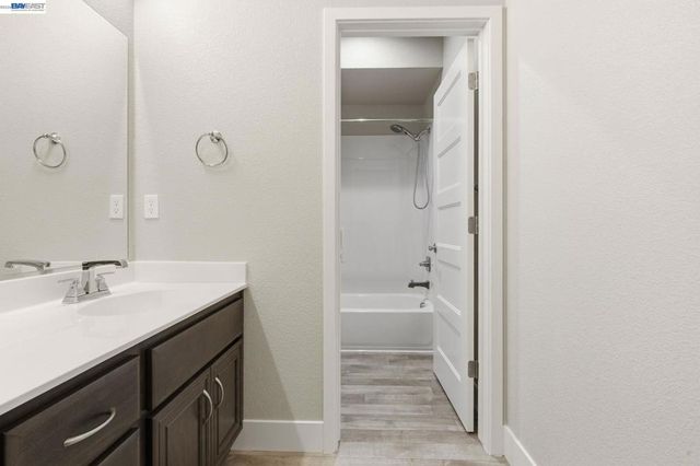 2394 Bharvani Ave, Manteca, CA 95337