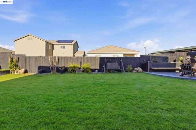 2394 Bharvani Ave, Manteca, CA 95337