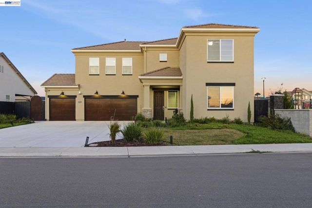 2394 Bharvani Ave, Manteca, CA 95337