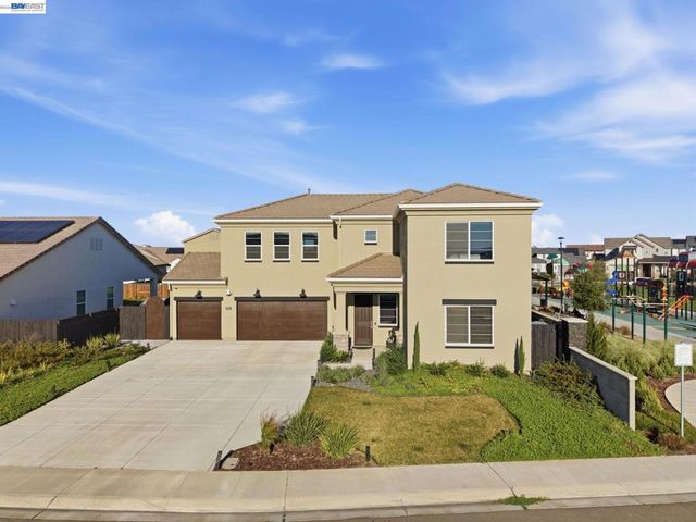 2394 Bharvani Ave, Manteca, CA 95337