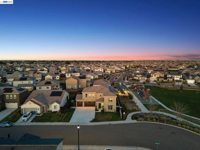 2394 Bharvani Ave, Manteca, CA 95337